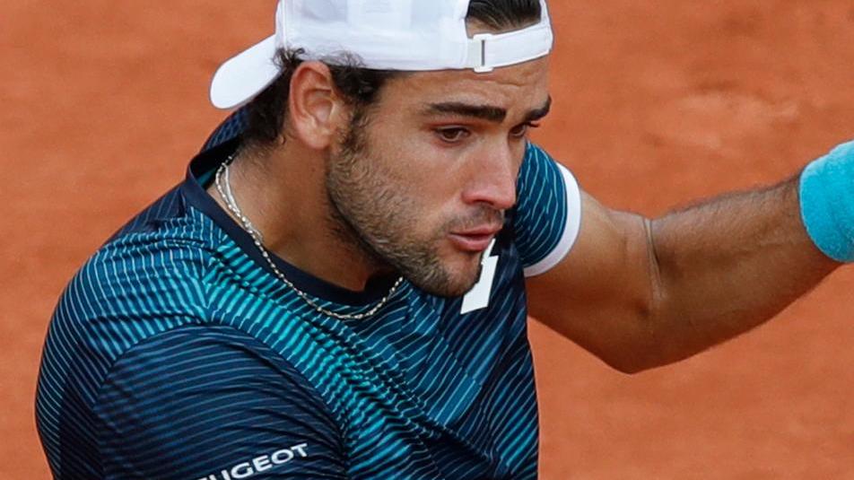 Berrettini, debutto perfetto Travolto Pospisil in tre set Mager ko, Djoko passeggia