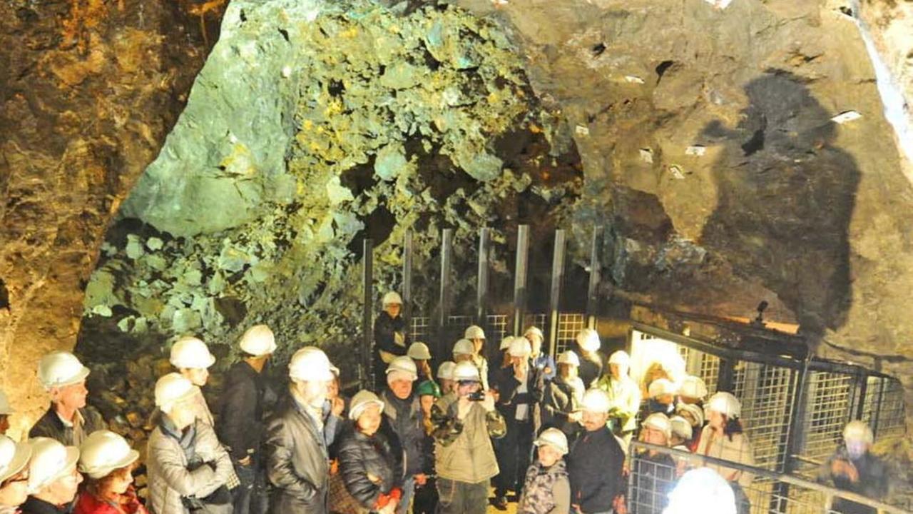 Parco di S. Silvestro Filoni metalliferi e scavi antichi Ricerche in corso