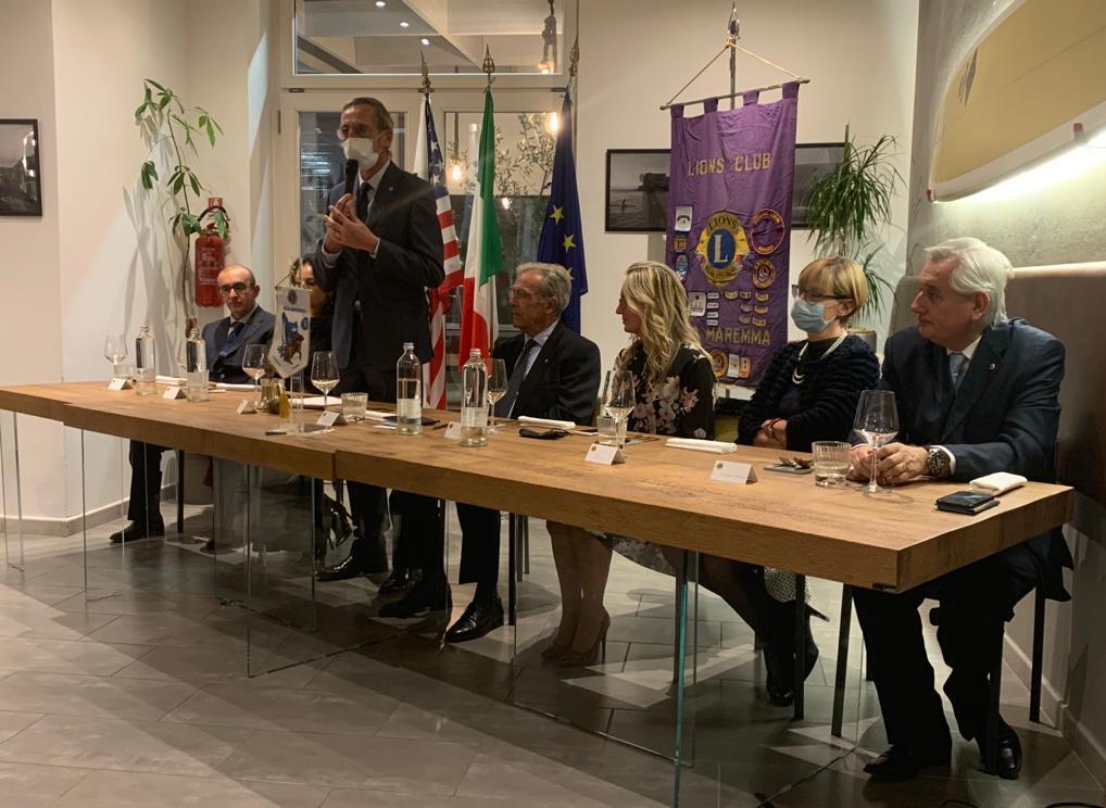 Conferenza sul Covid con il dottor Spagnesi e passaggio campana 