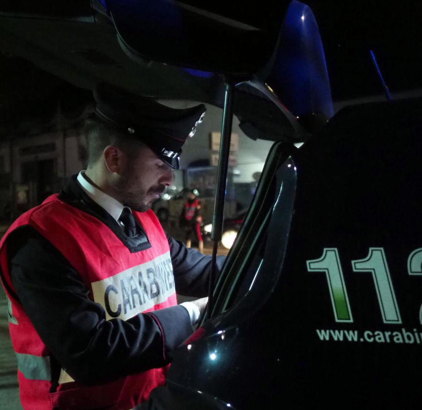 Violenza sessuale in spiaggia: denunciato 