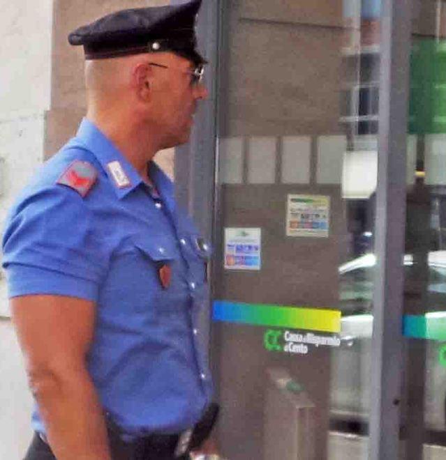 Si finge una cliente e ruba tremila euro nel negozio Rintracciata e denuncita