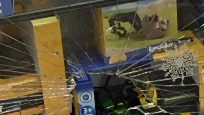 Sassuolo. Litigano e spaccano un vetro: due baby incastrati dai video