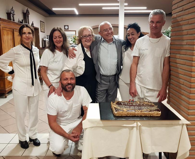 Ferrara, la festa al ristorante Pinotti per salvare la scuola di Villanova 