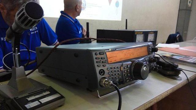 Radioamatori, il fascino della comunicazione