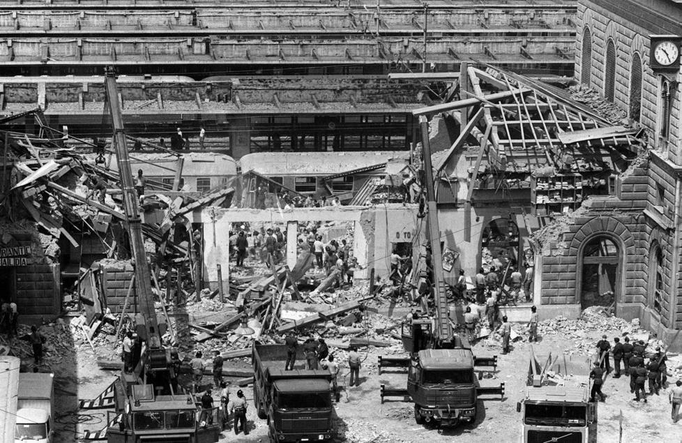 Strage, i servizi segreti aprono gli archivi sulla Primula Nera 
