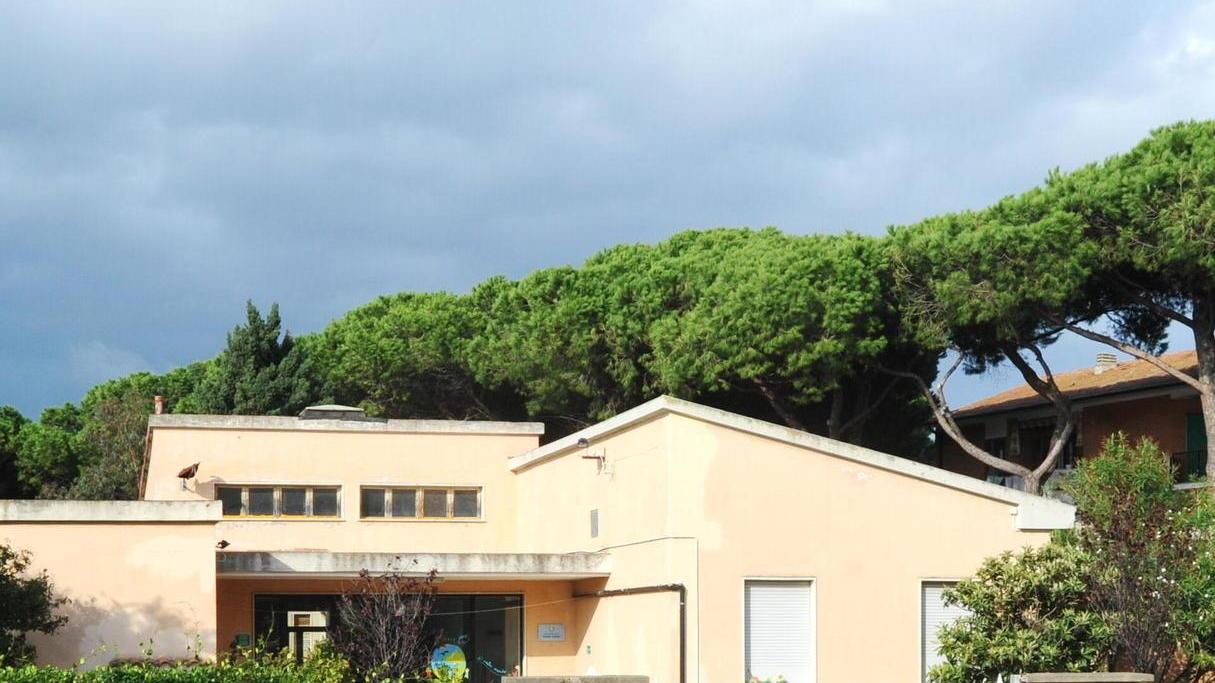 Si nasconde in un bar alla vista dei carabinieri