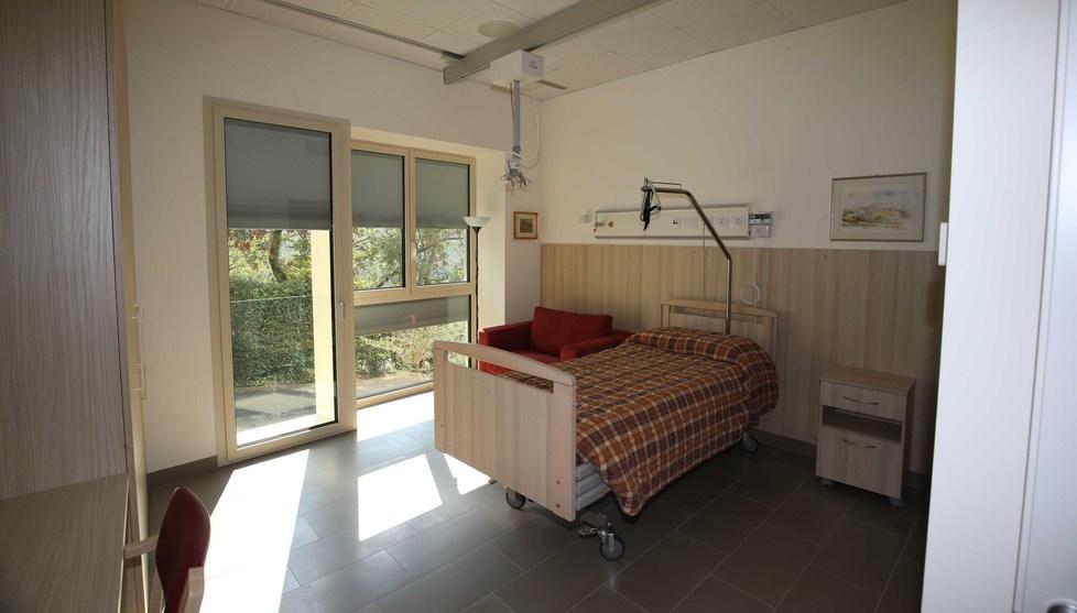 Sala polivalente e due nuove stanze Hospice più grande con 14 posti letto 