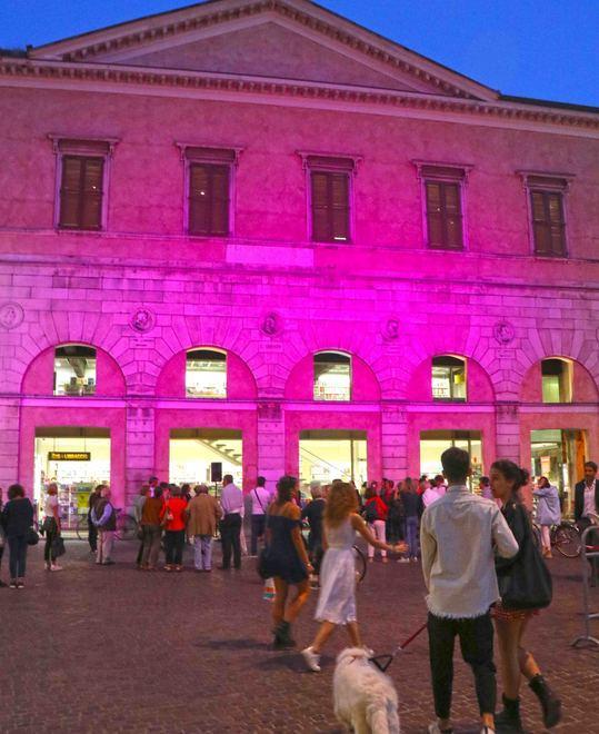 Ottobre rosa dell’Andos Si accende San Crispino