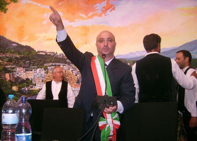 Tegas: «Ora si facciano avanti i giovani» 
