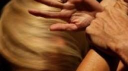Pavullo. Tenta di baciare segretaria a scuola: 23enne a processo