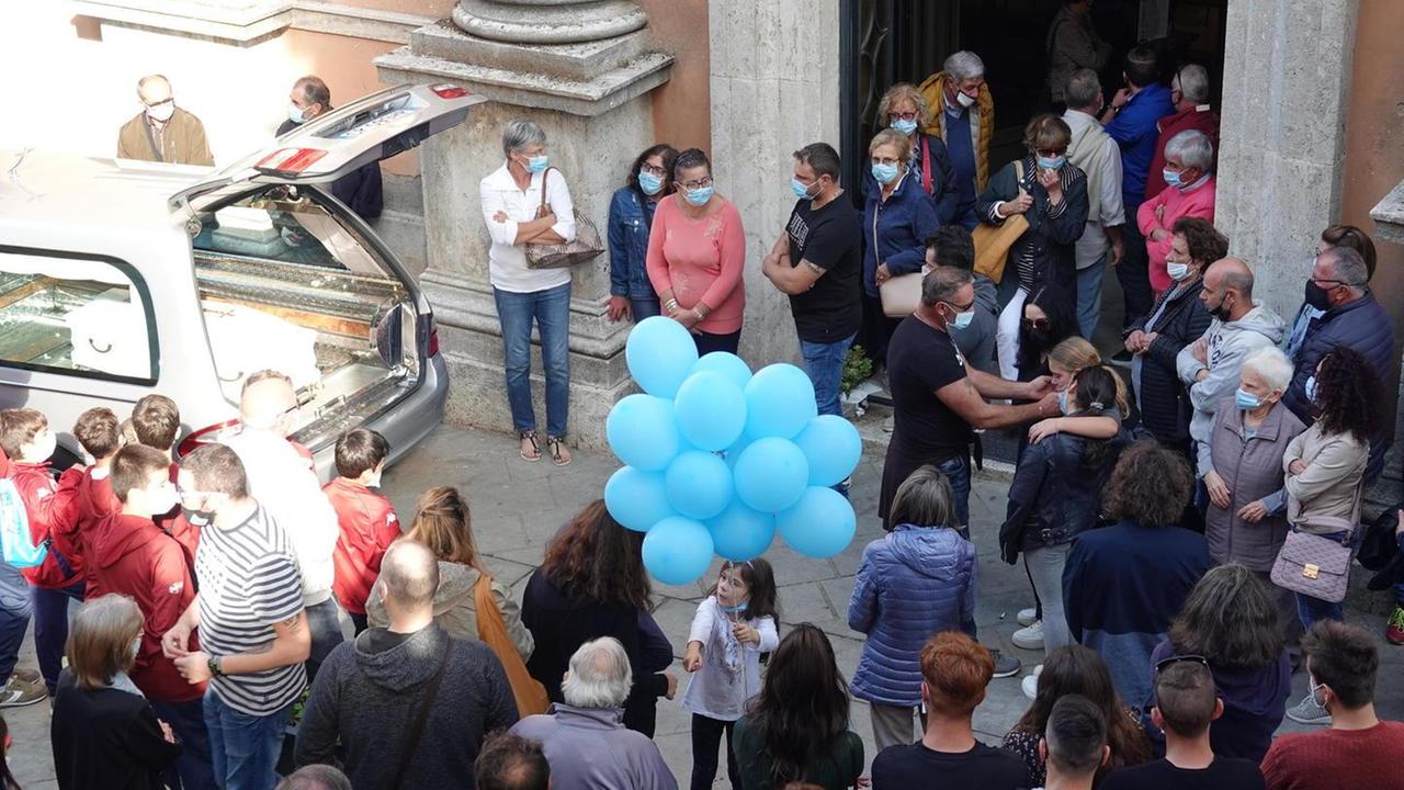 Ucciso nel bosco a colpi di fucile C’è il nullaosta