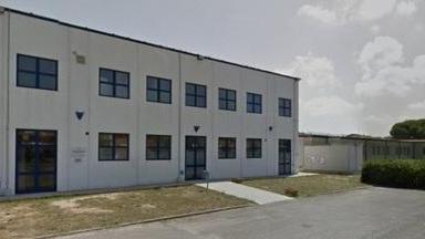 Nuovo parquet per la palestra delle scuole medie