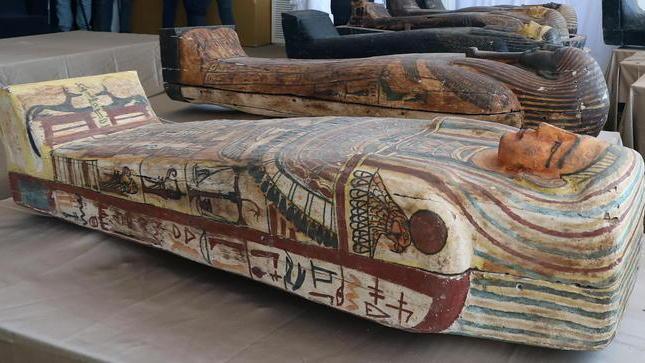 Egitto: scoperti 59 sarcofagi in legno di 2.500 anni fa