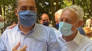 Il segretario nazionale del Pd, Nicola Zingaretti, durante la sua visita a Viareggio per le elezioni regionali