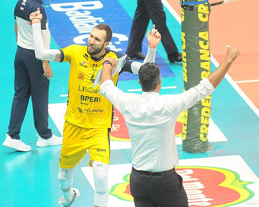 Modena volley. La Leo Shoes espugna Vibo Valentia in tre set 