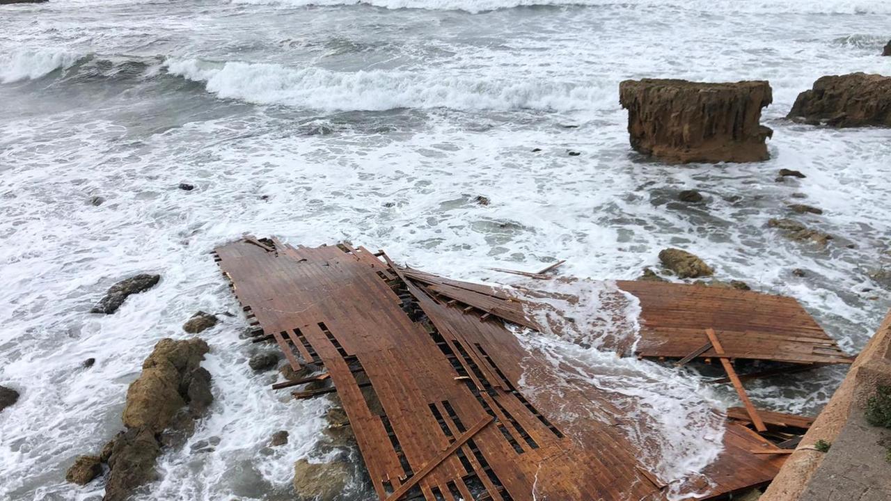 Il Riservato distrutto dalla mareggiata 