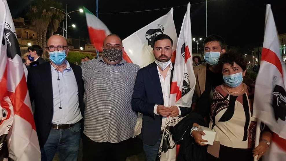 Polemica sui leghisti avvolti nei 4 Mori