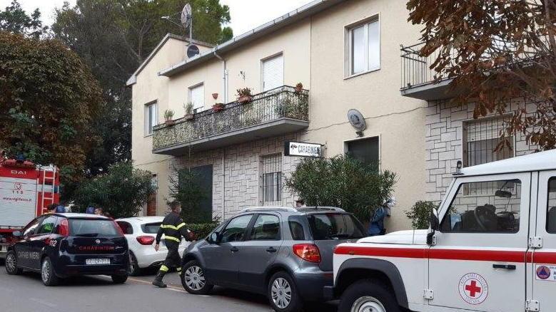 «Sono in pericolo», ma si scopre che è alle terme