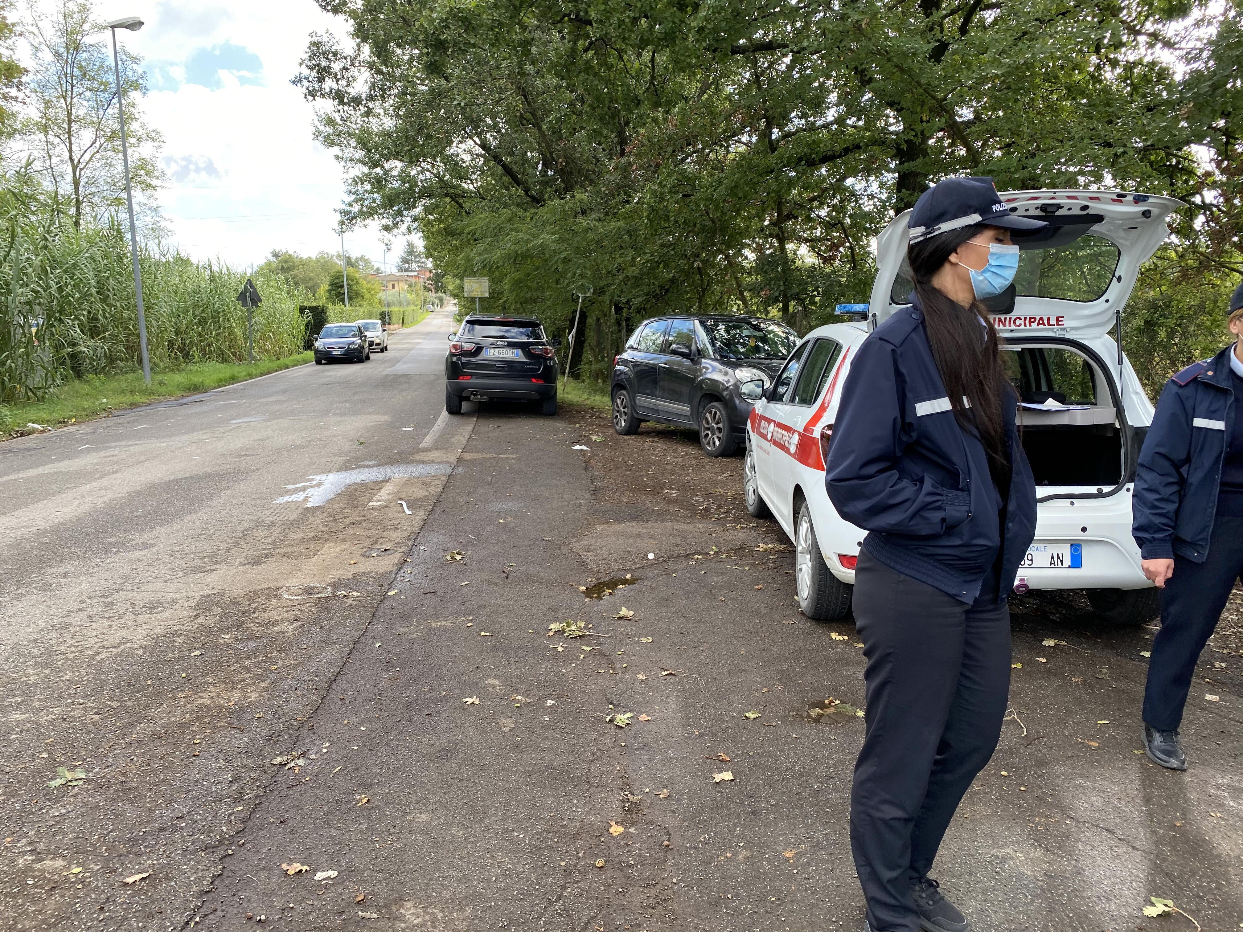 Anziano investito da un'auto mentre attraversa la strada