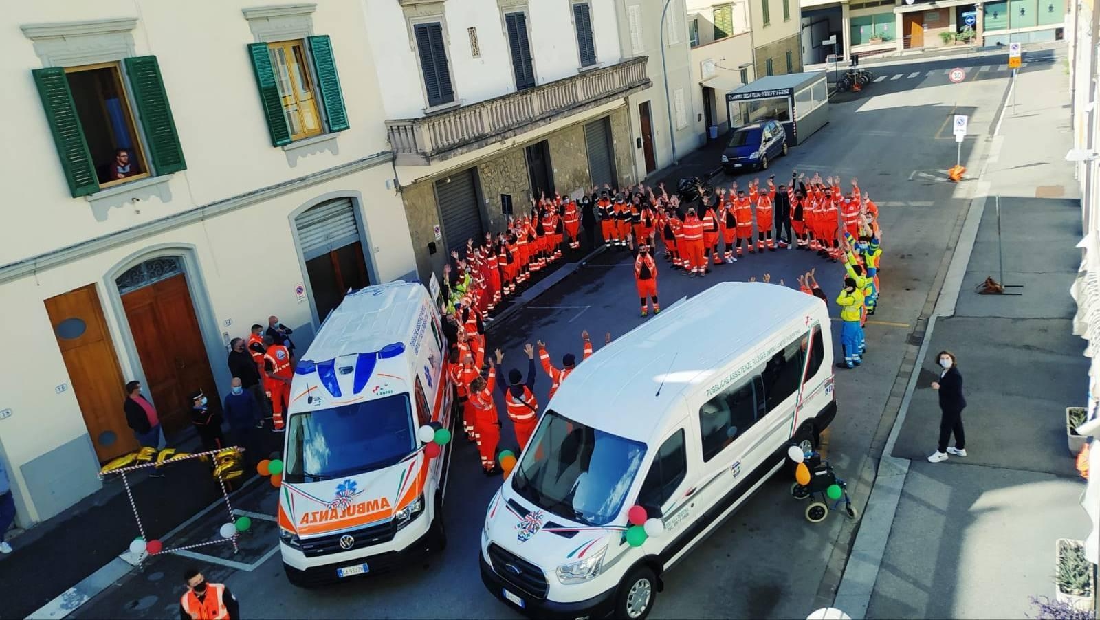 L'inaugurazione dei due mezzi delle Pubbliche Assistenze Riunite di Empoli