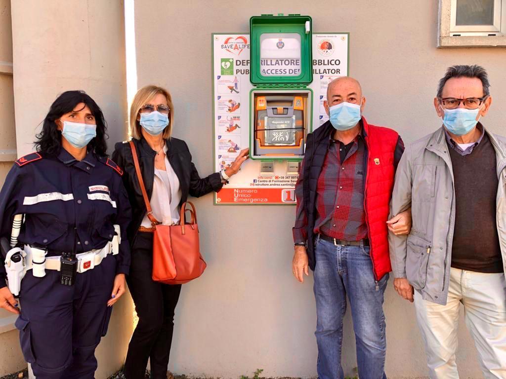 Il defibrillatore installato allo stadio comunale