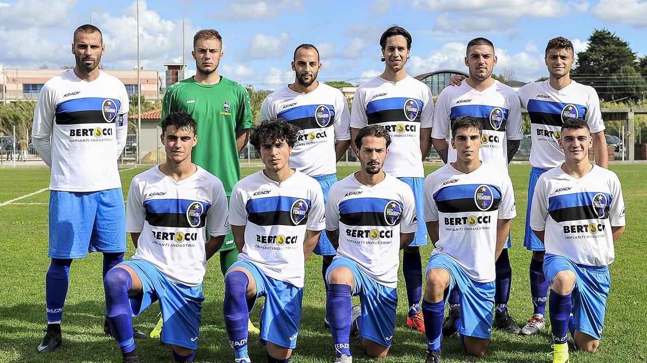 La formazione del Piombino scesa in campo domenica a Livorno contro il Picchi