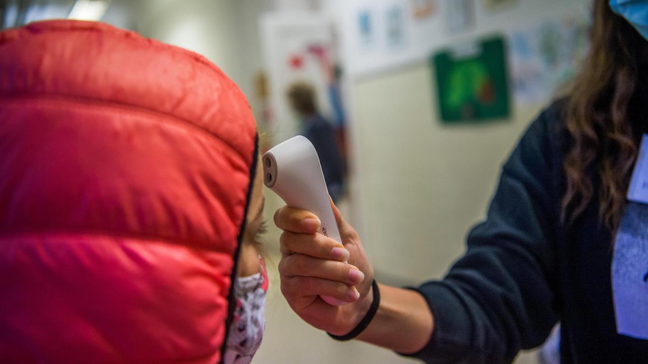 Coronavirus, in provincia di Reggio Emilia 14 nuovi positivi: necessario un ricovero in ospedale