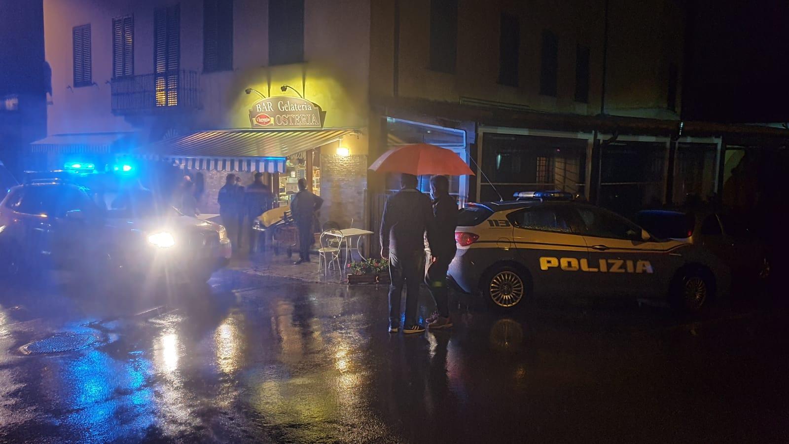 Coltellate al bar, sta meglio il 35enne ferito alla gamba 
