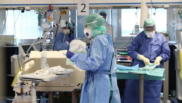 Covid, impennata di nuovi contagi Sono 98 negli ultimi tre giorni a Prato 