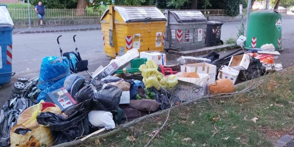 Rifiuti, situazione indecente