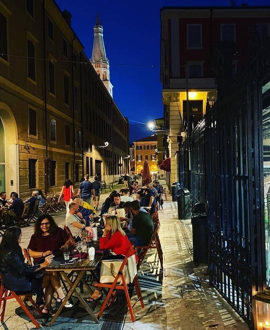 Modena L’Albinelli punta sul “food” In arrivo un ristorante di pesce 