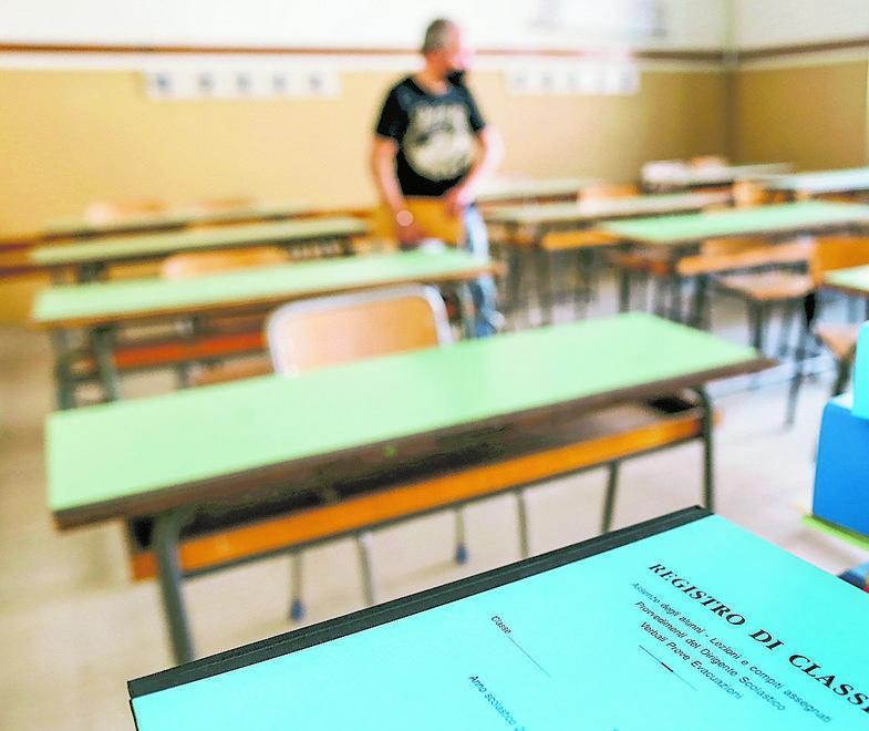 Covid, è carenza per gli organici aggiuntivi: «Reperire gli insegnanti è un problema» 