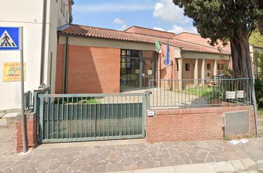 Positivo al Covid bimbo del nido d'infanzia, sezione in quarantena
