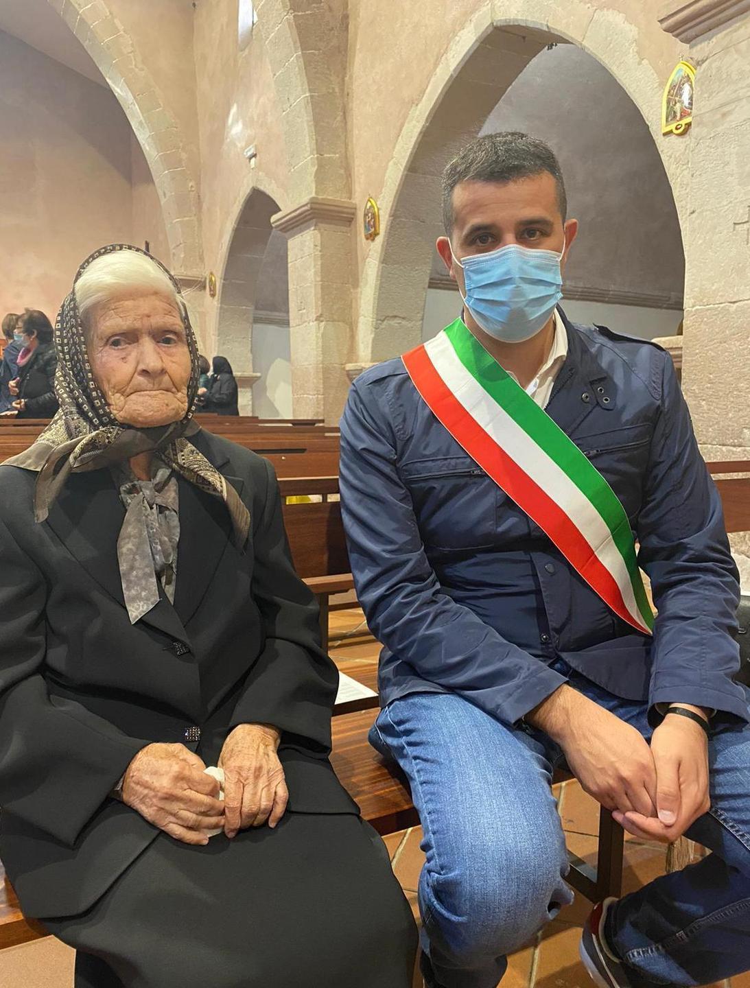 Le 100 candeline di signora Raimonda 