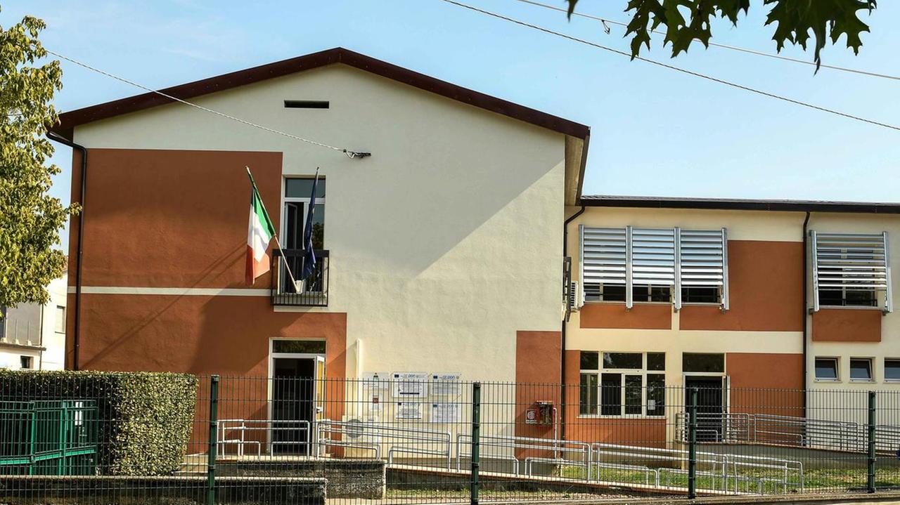 Di nuovo a scuola la prima classe in quarantena