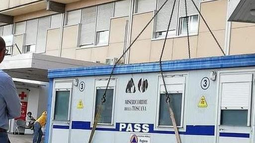 Pre-triage, un container al posto del tendone per proteggersi dal vento
