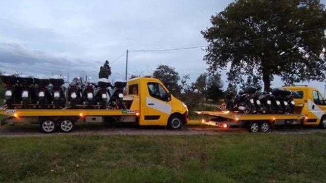 Trovati in un garage di Cascina 14 “Honda Sh” rubati a Livorno