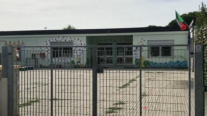 Quattro alunni positivi in 4 scuole diverse e l’Asl ha disposto oltre cento tamponi
