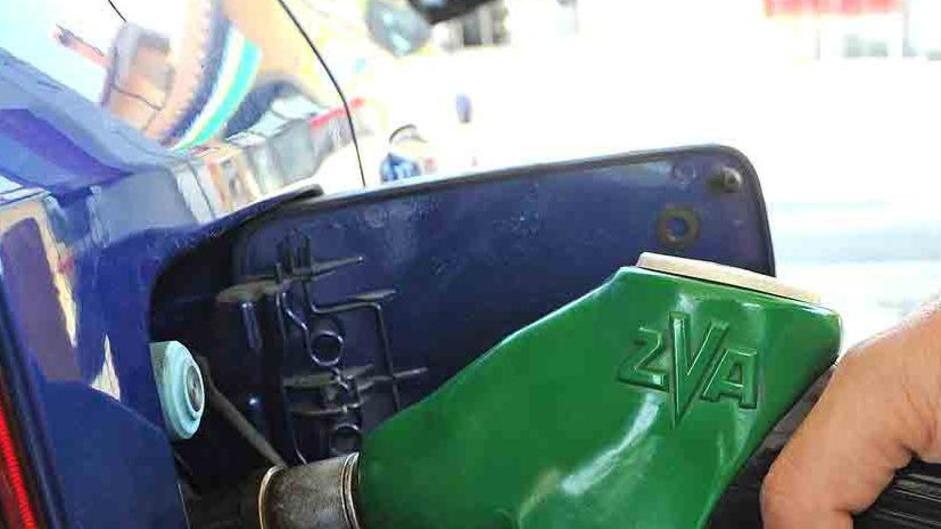 Sale il prezzo della benzina ma il risparmio è possibile Distributori a confronto