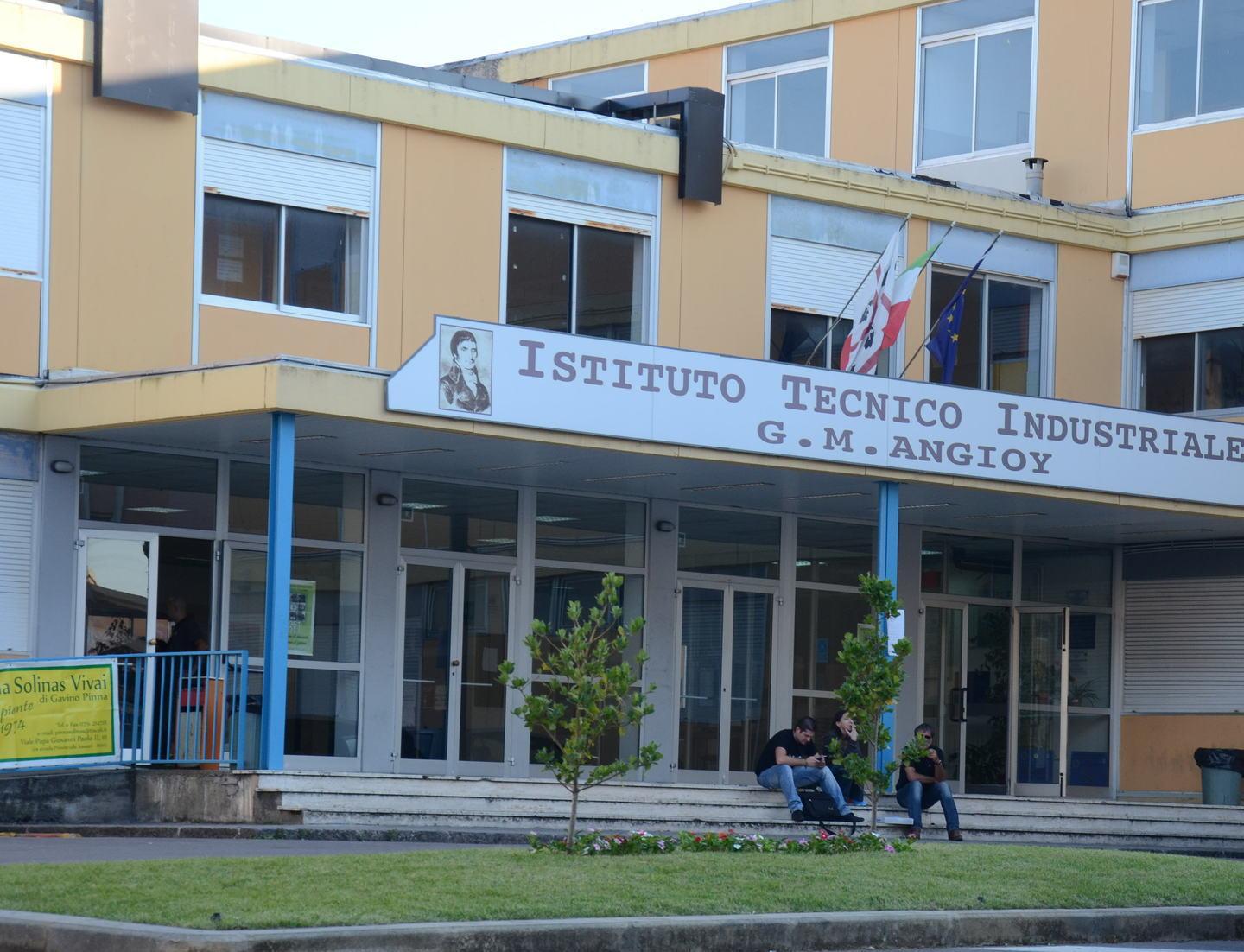 Il tecnico industriale punta su telecomunicazioni robot e realtà aumentata