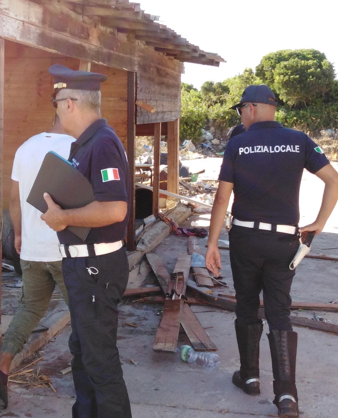 Campo rom, una famiglia aspetta ancora l’abitazione 