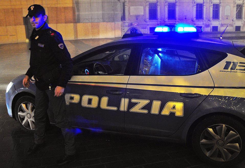 Ferrara. Armati e mascherati in giro a far rapine. Sospetti per altro colpo 