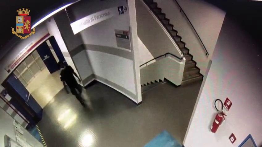 Furti all'ospedale Versilia, la polizia denuncia un 40enne