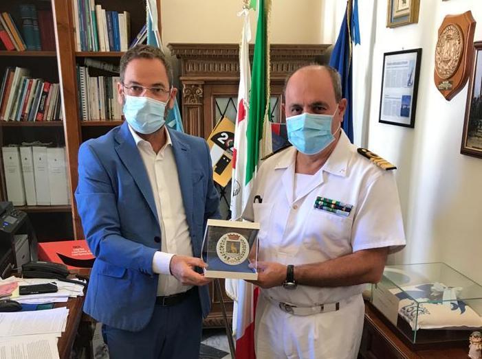 Il direttore marittimo in visita alla Capitaneria 