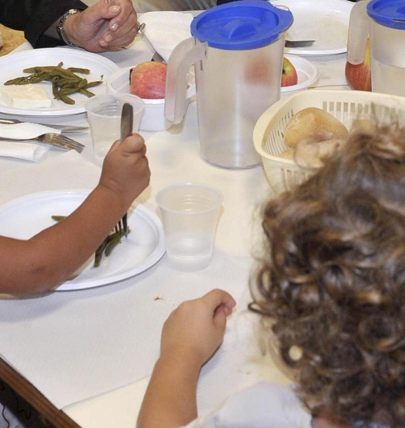Scuole dell’infanzia e primarie la mensa parte mercoledì 14