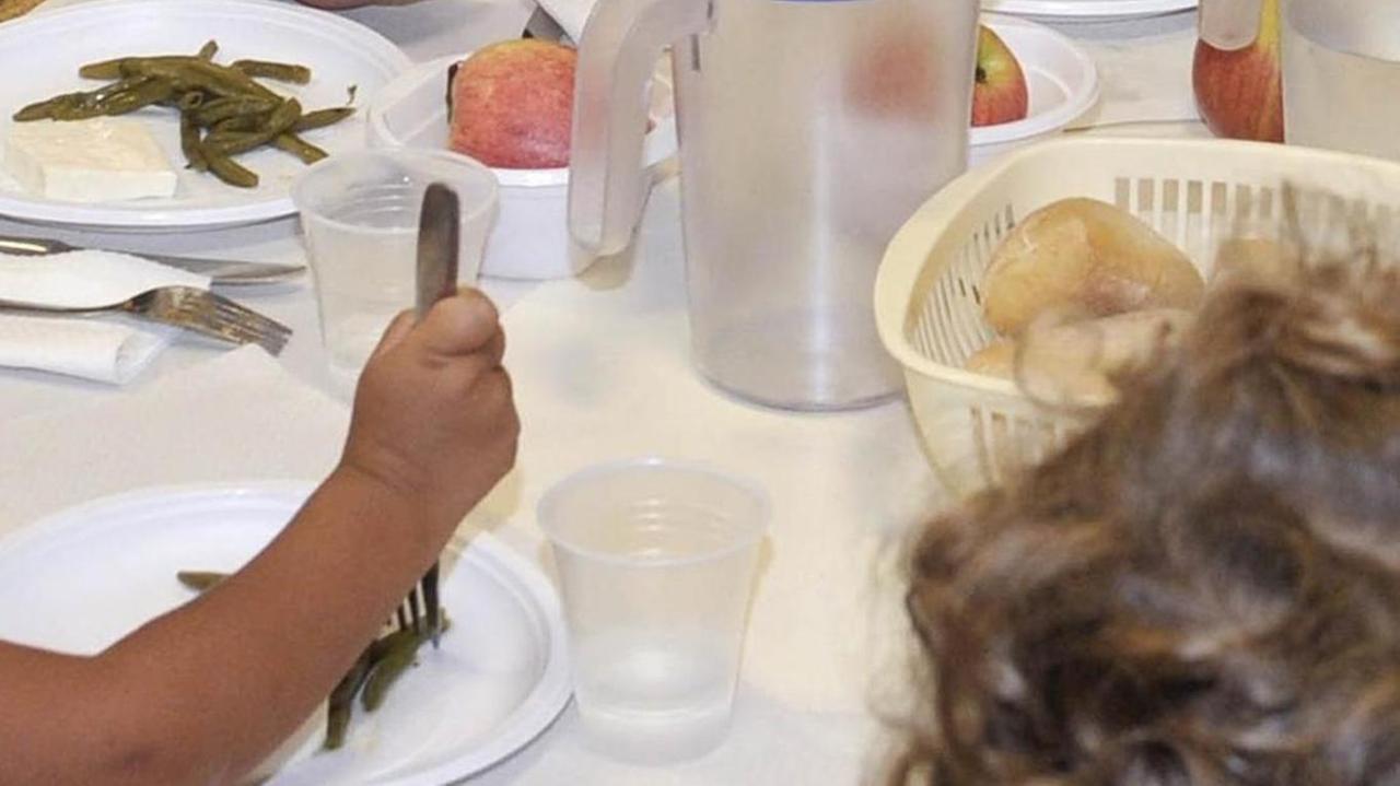 Scuole dell’infanzia e primarie la mensa parte mercoledì 14