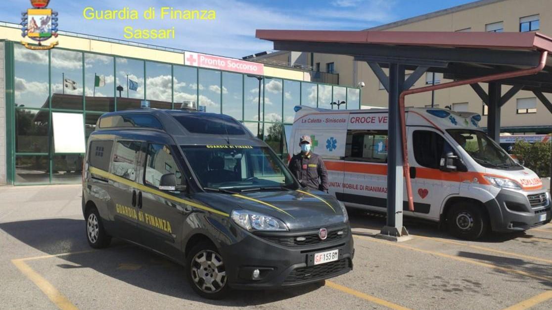 Arrestato all’Isola Bianca un corriere “ovulatore”