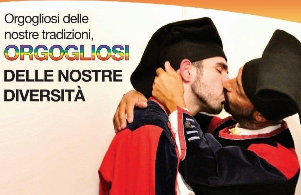 «Il bacio a un ragazzo per dire no all’omofobia» 