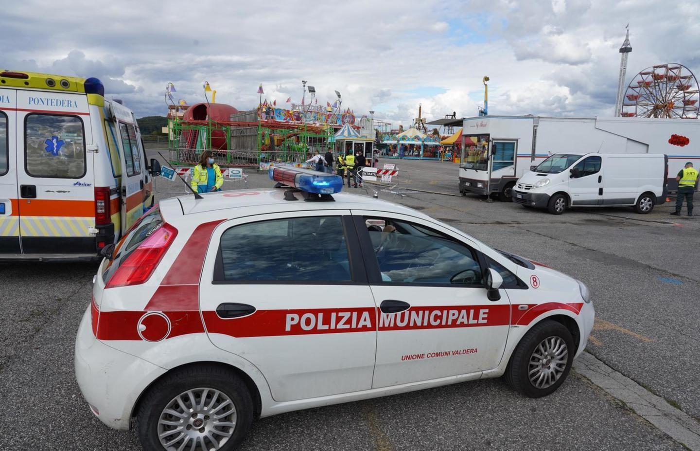 Mascherine solo sul mento, multati sette giovani 