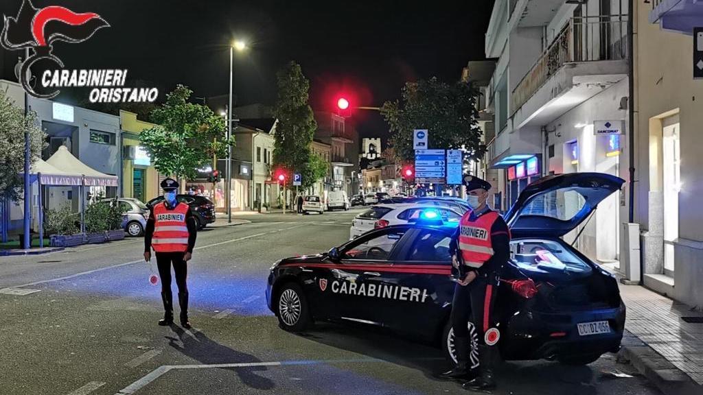 Controlli anti-Covid a Oristano: i cittadini rispettano le regole, solo 13 sanzionati su 1.800 controllati